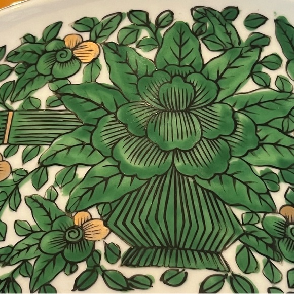 Vintage Gold Imari Serving Bowl Hand Decorated in Green|Gold|White Porcelain - Picture 11 of 12